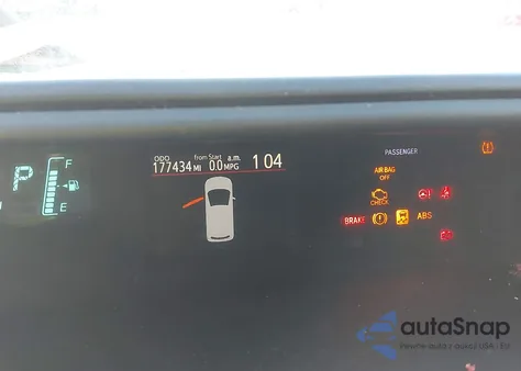 2013 Toyota Prius C Two from USA, damaged, VIN JTDKDTB35D1535248